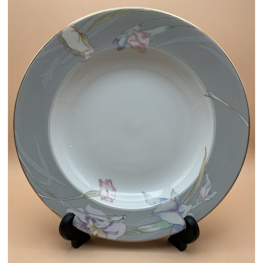Mikasa Charisma Gray L9049 Rimmed Soup Bowl 8 3/8" Fine China Floral‎ Gold Japan